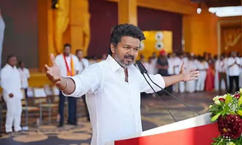 THVEKA नेता विजय 2 अप्रैल को त्रिची ईस्ट निर्वाचन क्षेत्र से नामांकन दाखिल करेंगे THVEKA नेता विजय 2 अप्रैल को त्रिची ईस्ट निर्वाचन क्षेत्र से नामांकन दाखिल करेंगे