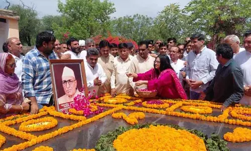 मंत्री ने Haryana के पूर्व मुख्यमंत्री बंसीलाल को श्रद्धांजलि दी, परियोजनाओं का शुभारंभ किया