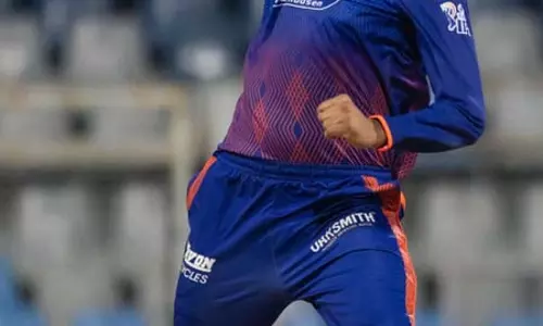 मुंबई बनाम केकेआर: अल्लाह गजनफर के लिए निराशाजनक रहा डेब्यू मुकाबला, नाम जुड़ा शर्मनाक रिकॉर्ड