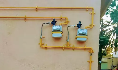 कर्नाटक के PNG कंज्यूमर्स को रेट्रोफिटेड LPG स्टोव पर 25% फ्यूल का नुकसान हो रहा है कर्नाटक के PNG कंज्यूमर्स को रेट्रोफिटेड LPG स्टोव पर 25% फ्यूल का नुकसान हो रहा है