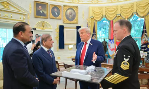 पाकिस्तान पोषित आतंकवाद पर अमेरिका के ज्यादा ध्यान न देने से भारत निराश: रिपोर्ट पाकिस्तान पोषित आतंकवाद पर अमेरिका के ज्यादा ध्यान न देने से भारत निराश: रिपोर्ट