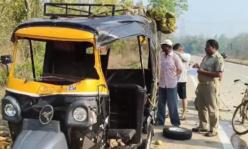 Sambalpur ज़िले में ट्रक की टक्कर से ऑटो-रिक्शा में सवार महिला की मौत Sambalpur ज़िले में ट्रक की टक्कर से ऑटो-रिक्शा में सवार महिला की मौत