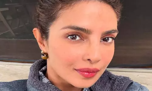 Priyanka Chopra Jonas ने मार्च की हाइलाइट्स शेयर कीं Priyanka Chopra Jonas ने मार्च की हाइलाइट्स शेयर कीं