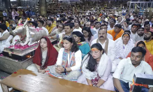 Ujjain: महाकाल की शरण में स्नेह राणा, भस्म आरती में शामिल