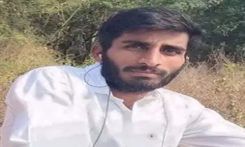 Gurrampodu में बाइक-बस की टक्कर में युवक की मौत