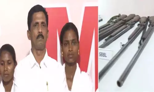 माओवादी नेता सोमन्ना ने AP पुलिस के सामने सरेंडर किया माओवादी नेता सोमन्ना ने AP पुलिस के सामने सरेंडर किया