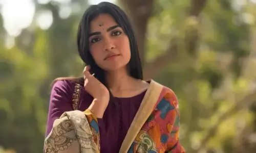 Rukmini Vasant का उभरता स्टारडम Rukmini Vasant का उभरता स्टारडम
