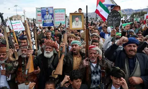 Yemen के हूथी ईरान संघर्ष में शामिल हुए, जो संभावित टर्निंग पॉइंट