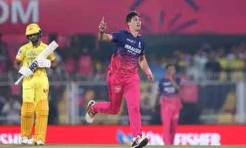 IPL 2026: चेन्नई सुपर किंग्स को पावरप्ले में बड़ा झटका, 4 विकेट गिरे IPL 2026: चेन्नई सुपर किंग्स को पावरप्ले में बड़ा झटका, 4 विकेट गिरे