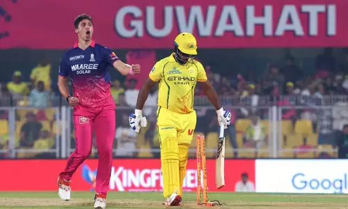 IPL 2026: चेन्नई सुपर किंग्स का पावरप्ले में धक्का, 6 विकेट गिरे IPL 2026: चेन्नई सुपर किंग्स का पावरप्ले में धक्का, 6 विकेट गिरे