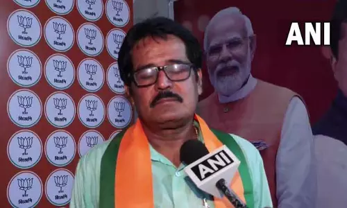 बरहमपुर में भाजपा उम्मीदवार सुब्रत मैत्रा ने TMC पर लगाया जंगलराज का आरोप बरहमपुर में भाजपा उम्मीदवार सुब्रत मैत्रा ने TMC पर लगाया जंगलराज का आरोप