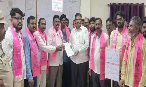 TBGKS ने सिंगरेनी के मजदूरों के लिए न्याय की मांग की TBGKS ने सिंगरेनी के मजदूरों के लिए न्याय की मांग की