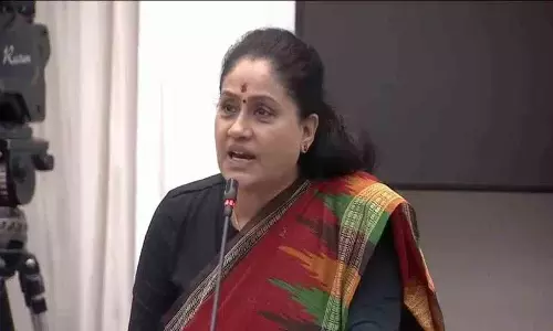 तेलंगाना के कार्यकर्ता कांग्रेस सरकार से आश्वासनों के बारे में सवाल कर रहे हैं: MLC Vijayashanti