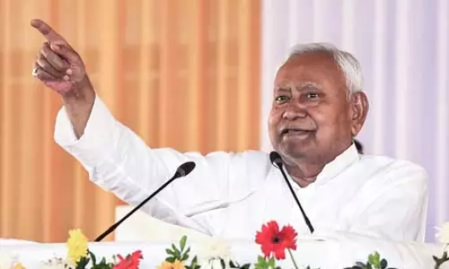 बिहार: पटना विश्वविद्यालय में नीतीश कुमार के कार्यक्रम के दौरान छात्रों का विरोध प्रदर्शन बिहार: पटना विश्वविद्यालय में नीतीश कुमार के कार्यक्रम के दौरान छात्रों का विरोध प्रदर्शन