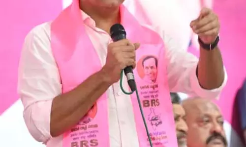 बीआरएस का तेलंगाना के गवर्नर से आग्रह, अवैध खनन मामले में राजस्व मंत्री को करें बर्खास्त
