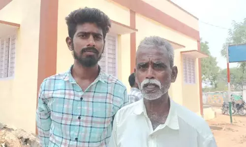 सूर्यपेट Pension Distribution में 800 पेंशनरों के साथ धोखाधड़ी सूर्यपेट Pension Distribution में 800 पेंशनरों के साथ धोखाधड़ी