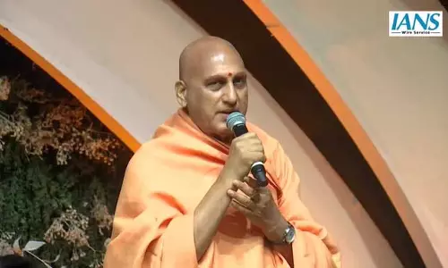 सनातन संस्कृति और विवाह परंपरा पर स्वामी अवधेशानंद गिरि का जोर सनातन संस्कृति और विवाह परंपरा पर स्वामी अवधेशानंद गिरि का जोर