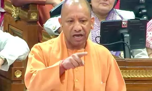 पेट्रोल-डीजल और एलपीजी की कालाबाजारी पर सरकार सख्त, अब तक 17 हजार से ज्यादा छापेमारी, 17 लोगों की गिरफ्तारी पेट्रोल-डीजल और एलपीजी की कालाबाजारी पर सरकार सख्त, अब तक 17 हजार से ज्यादा छापेमारी, 17 लोगों की गिरफ्तारी