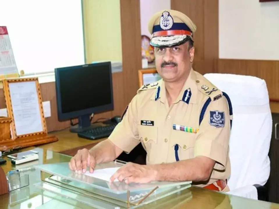 ओडिशा में पिछले एक साल में 77 माओवादियों ने सरेंडर किया: DGP ओडिशा में पिछले एक साल में 77 माओवादियों ने सरेंडर किया: DGP
