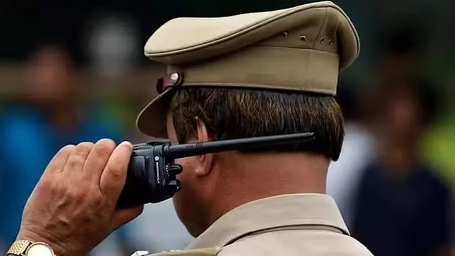 Anekal: करोड़ों के कर्ज के चलते अपनी मां और बहन का गला रेतने वाला युवक Anekal: करोड़ों के कर्ज के चलते अपनी मां और बहन का गला रेतने वाला युवक