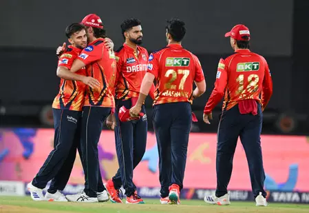 आईपीएल 2026: गुजरात टाइटंस से होगी पंजाब किंग्स की भिड़ंत, जानें हेड टू हेड रिकॉर्ड आईपीएल 2026: गुजरात टाइटंस से होगी पंजाब किंग्स की भिड़ंत, जानें हेड टू हेड रिकॉर्ड