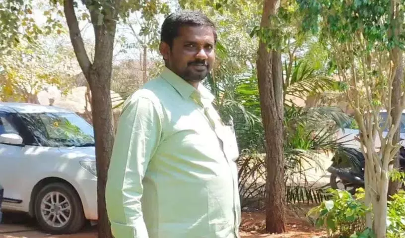 Nallagonda में दोपहिया वाहन दुर्घटना में व्यक्ति की मौत Nallagonda में दोपहिया वाहन दुर्घटना में व्यक्ति की मौत