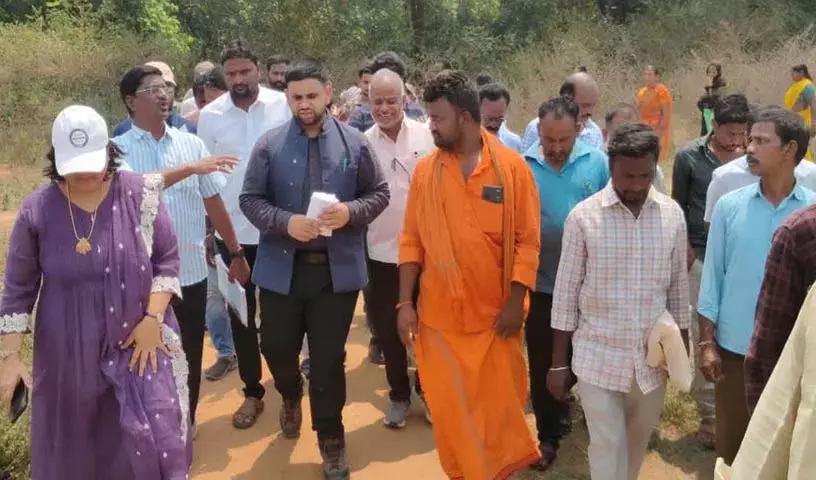 बेल्लमपल्ली Sub Collector इंदिराम्मा कॉलोनी की समस्याओं का समाधान करेंगे बेल्लमपल्ली Sub Collector इंदिराम्मा कॉलोनी की समस्याओं का समाधान करेंगे