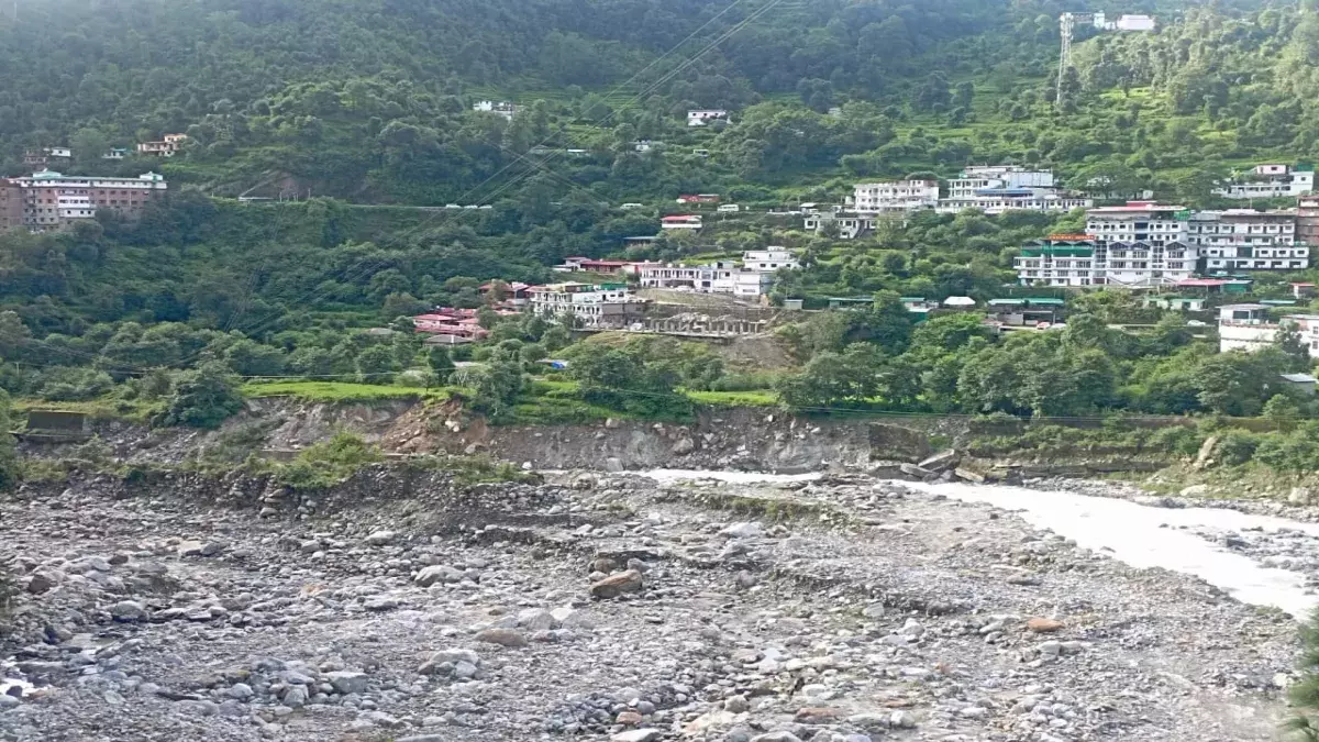 Rudraprayag: कुंड बैराज में जलस्तर बढ़ा, सतर्क रहें Rudraprayag: कुंड बैराज में जलस्तर बढ़ा, सतर्क रहें