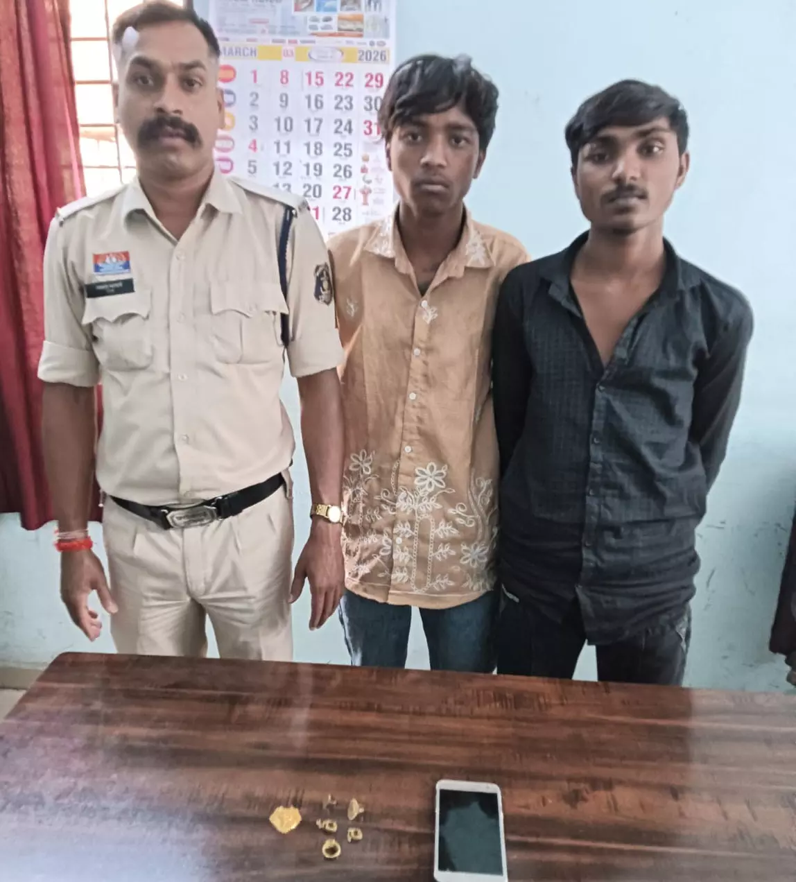 सूने मकान में चोरी, वारदात को अंजाम देने वाले 2 आरोपी गिरफ्तार सूने मकान में चोरी, वारदात को अंजाम देने वाले 2 आरोपी गिरफ्तार