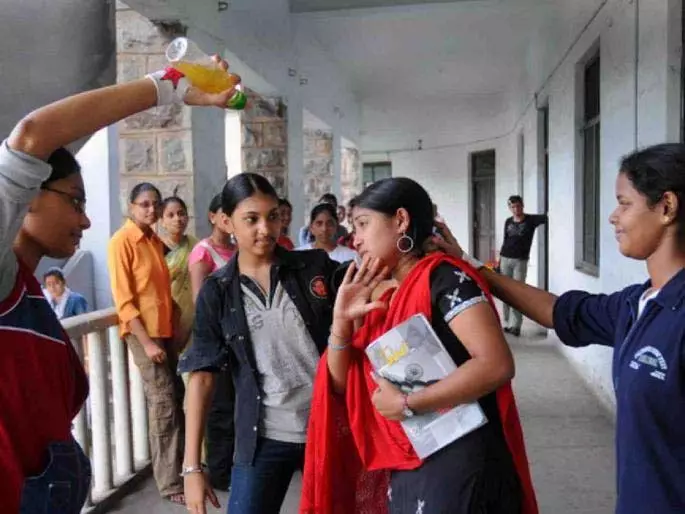 Ragging के अंधेरे में खो गए सपने! Ragging के अंधेरे में खो गए सपने!