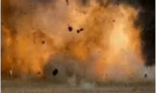 ब्लास्ट से पुलिस थाने में हड़कंप, ग्रेनेड के इस्तेमाल की आशंका