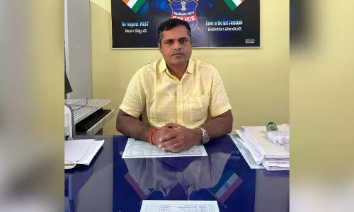 Telangana ACB ने केस से जुड़े वाहनों को छोड़ने के लिए रिश्वत लेते हुए SI को पकड़ा