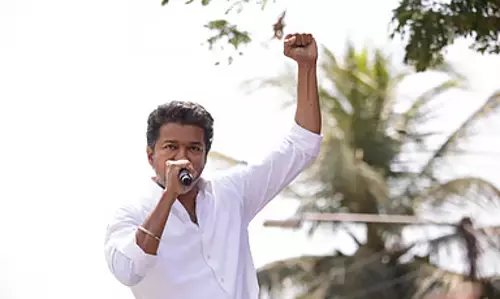 मैं तमिलनाडु के लोगों का आभार चुकाने के लिए राजनीति में आया: Vijay मैं तमिलनाडु के लोगों का आभार चुकाने के लिए राजनीति में आया: Vijay