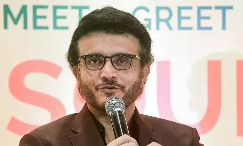 गांगुली ने BCCI का समर्थन करते हुए कहा कि टेस्ट मैच सिर्फ़ पारंपरिक सेंटर पर ही नहीं गांगुली ने BCCI का समर्थन करते हुए कहा कि टेस्ट मैच सिर्फ़ पारंपरिक सेंटर पर ही नहीं