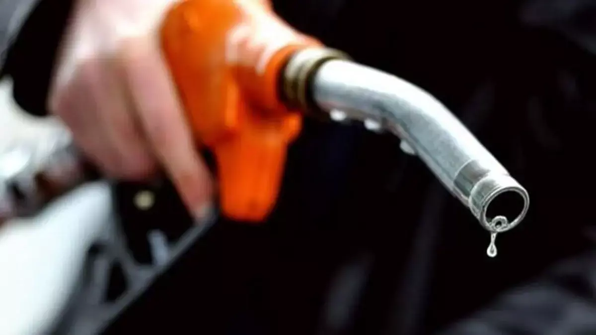 Fuel Crisis: ईरान युद्ध से ग्लोबल एनर्जी सप्लाई में रुकावट, US गैसोलीन $4 के पार