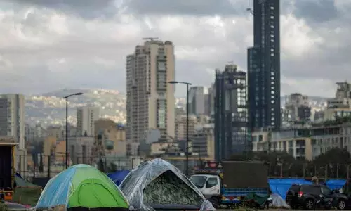 Iran-Israel युद्ध LIVE: ट्रंप की धमकियों के बाद दुबई के पास तेल टैंकर ईरानी हमले में शामिल Iran-Israel युद्ध LIVE: ट्रंप की धमकियों के बाद दुबई के पास तेल टैंकर ईरानी हमले में शामिल