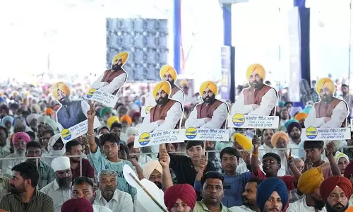 मुफ्त की चीजें गरीबी खत्म नहीं कर सकतीं: CM Mann मुफ्त की चीजें गरीबी खत्म नहीं कर सकतीं: CM Mann