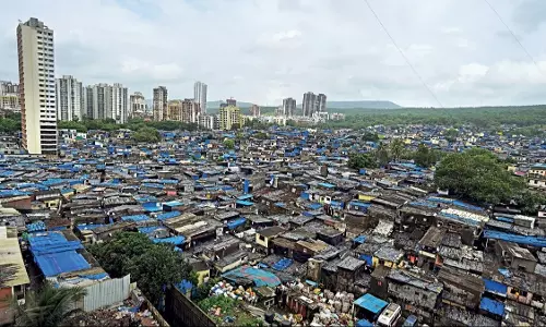 Mumbai: प्रशासन का बड़ा कदम, झुग्गी विस्तार पर रोक Mumbai: प्रशासन का बड़ा कदम, झुग्गी विस्तार पर रोक
