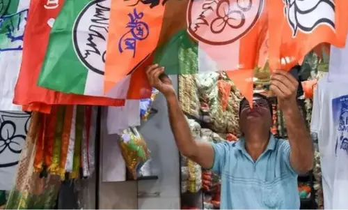 Kolkata: कलिम्पोंग-कर्सियांग में चुनावी टक्कर तेज Kolkata: कलिम्पोंग-कर्सियांग में चुनावी टक्कर तेज