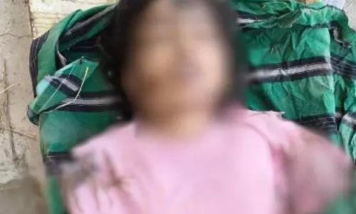 रेलवे ट्रैक में 14 साल की किशोरी की लाश मिली