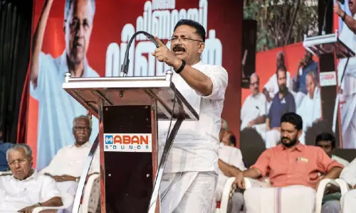 KT जलील ने थावनूर में व्यापक विकास परियोजनाओं को सुनिश्चित किया KT जलील ने थावनूर में व्यापक विकास परियोजनाओं को सुनिश्चित किया