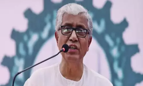 माणिक सरकार ने TTAADC चुनावों के लिए लेफ्ट फ्रंट का समर्थन किया, BJP और टिपरा मोथा पर निशाना साधा माणिक सरकार ने TTAADC चुनावों के लिए लेफ्ट फ्रंट का समर्थन किया, BJP और टिपरा मोथा पर निशाना साधा