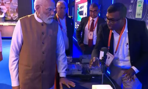 गुजरात: PM मोदी ने समंद में 3,300 करोड़ रुपये के कायने सेमीकंडक्टर प्लांट का उद्घाटन किया
