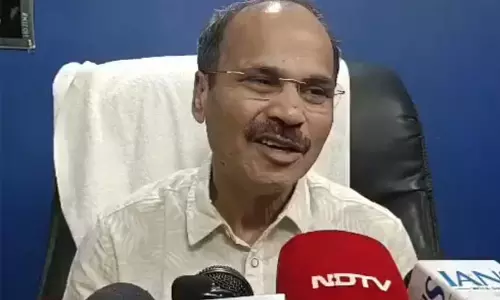 TMC के नारू गोपाल मुखर्जी ने अधीर रंजन चौधरी की बरहामपुर सीट के लिए बोली की आलोचना की TMC के नारू गोपाल मुखर्जी ने अधीर रंजन चौधरी की बरहामपुर सीट के लिए बोली की आलोचना की
