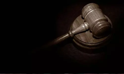 Prayagraj में 8 साल की बच्ची से रेप और मर्डर के जुर्म में आरोपी को मौत की सज़ा सुनाई गई Prayagraj में 8 साल की बच्ची से रेप और मर्डर के जुर्म में आरोपी को मौत की सज़ा सुनाई गई