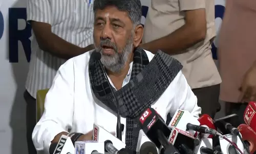 Ujjwala योजना पर डीके शिवकुमार का हमला, केंद्र पर आरोप Ujjwala योजना पर डीके शिवकुमार का हमला, केंद्र पर आरोप