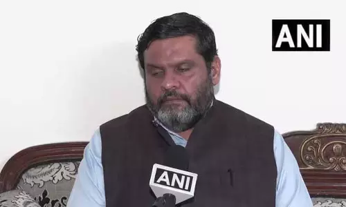 भारत के पास पेट्रोल-डीजल और रसोई गैस के पर्याप्त भंडार, भू-राजनीतिक तनाव को निपटाने में सक्षम भारत के पास पेट्रोल-डीजल और रसोई गैस के पर्याप्त भंडार, भू-राजनीतिक तनाव को निपटाने में सक्षम