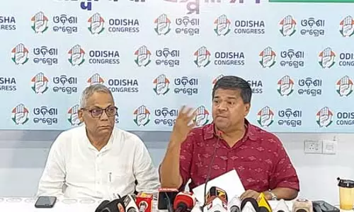 ओडिशा : कांग्रेस ने धान की खरीद में बड़े पैमाने पर अनियमितताओं का आरोप लगाया ओडिशा : कांग्रेस ने धान की खरीद में बड़े पैमाने पर अनियमितताओं का आरोप लगाया