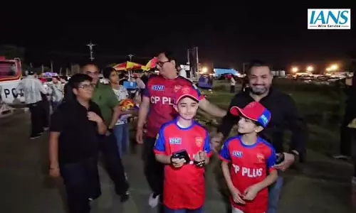 IPL 2026: पंजाब किंग्स की जीत पर फैंस में उत्साह, मोहाली में जश्न का माहौल IPL 2026: पंजाब किंग्स की जीत पर फैंस में उत्साह, मोहाली में जश्न का माहौल