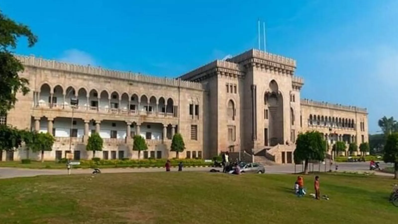 31 मार्च को उस्मानिया यूनिवर्सिटी में फार्मासिस्टों के लिए जॉब फेयर लगेगा 31 मार्च को उस्मानिया यूनिवर्सिटी में फार्मासिस्टों के लिए जॉब फेयर लगेगा